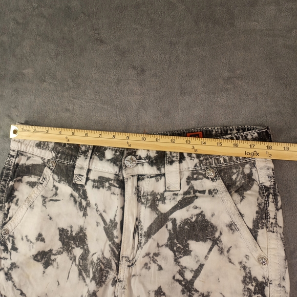 ROCK REVIVAL Algodon Straight Shorts  Mens Size 34 Gray & White  Acid Wash - Picture 10 of 14